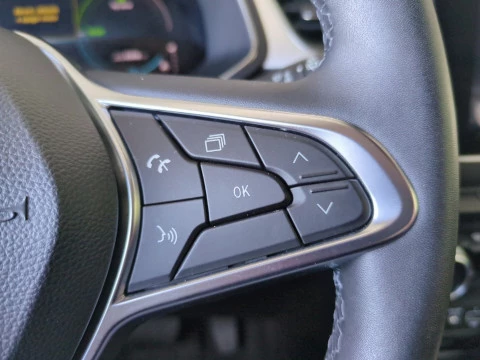 Renault Captur techno Fast Track E-Tech híbrido 105 kW