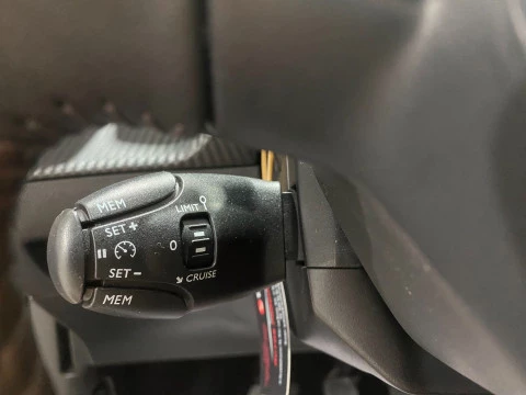 Peugeot 2008 Active Pack Puretech 100 S&S 6 Vel. MAN