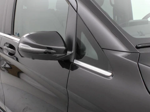 Mercedes-Benz Clase V V 300D AVANTGARDE 4MATIC