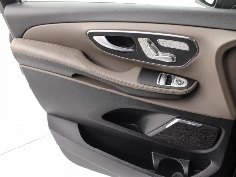 Mercedes-Benz Clase V V 300D AVANTGARDE 4MATIC