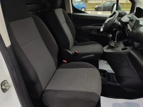Peugeot Partner 1.6BLUEHDI S&S PRO STANDARD 600KG