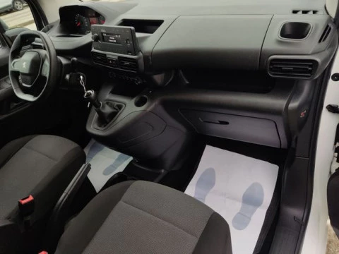 Peugeot Partner 1.6BLUEHDI S&S PRO STANDARD 600KG