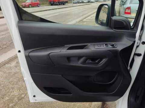 Peugeot Partner 1.6BLUEHDI S&S PRO STANDARD 600KG
