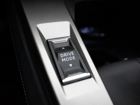 Peugeot 308 5p Allure PureTech 130 S&S 6 Vel. MAN