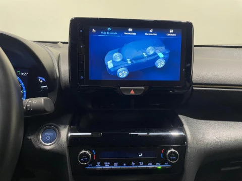 Toyota Yaris Cross adventure 4x4