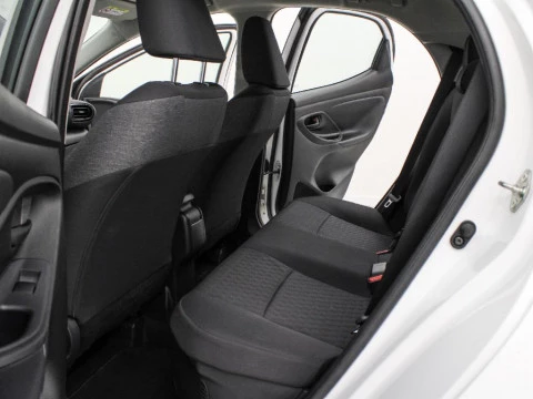 Toyota Yaris 1.5 VVT-I HEV ACTIVE TECH 116 5P