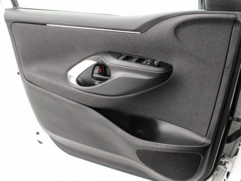 Toyota Yaris 1.5 VVT-I HEV ACTIVE TECH 116 5P