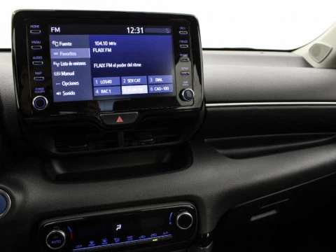 Toyota Yaris 1.5 VVT-I HEV ACTIVE TECH 116 5P