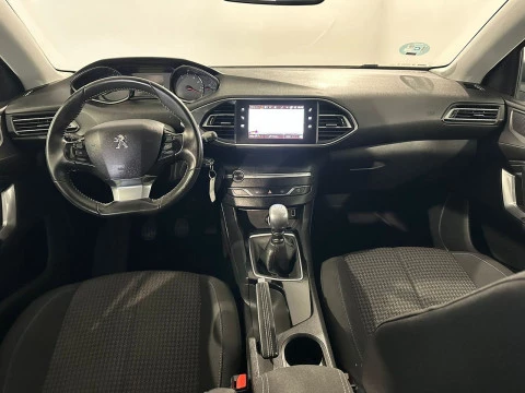 Peugeot 308 1.2 PURETECH S&S STYLE 130