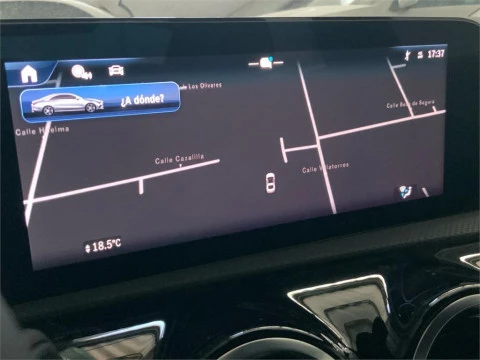 Mercedes-Benz CLA 180