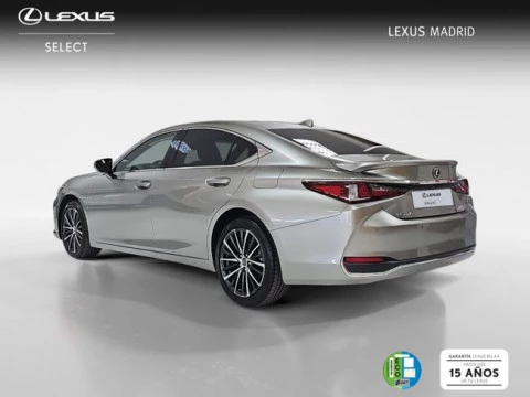 Lexus ES 2.5 300h Premium