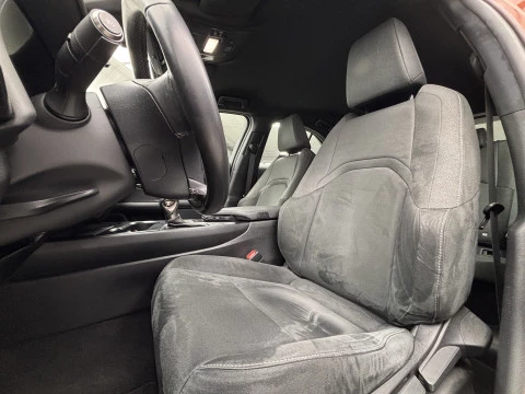 Lexus UX 2.0 250h Business