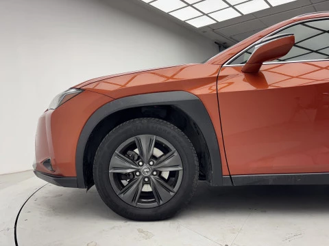 Lexus UX 2.0 250h Business