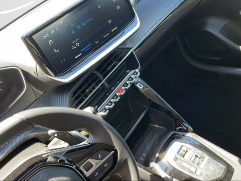 Peugeot 208 Edition HYBRID 110 eDCS6