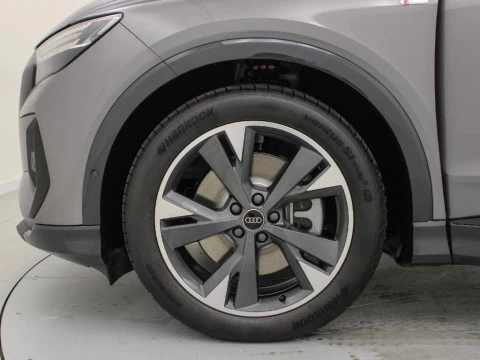 Audi Q4 Sportback e-tron AUDI Q4 SPORTBACK GENUINE EDITION 45 E-TRON 210,00 KW 77,0 KWH