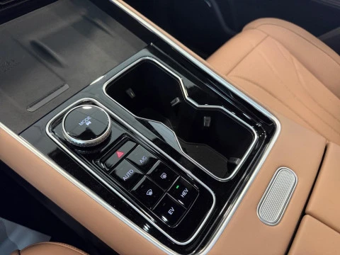 EBRO S900 PHEV 1.5 TGDI 3DHT 4X4 Luxury