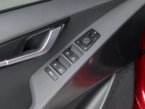 Kia Niro 1.6 GDi HEV 95kW (129CV) Drive