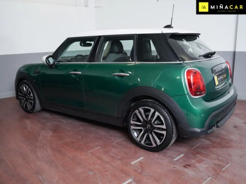 MINI Cooper  100 kW (136 CV)