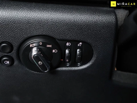 MINI Cooper  100 kW (136 CV)