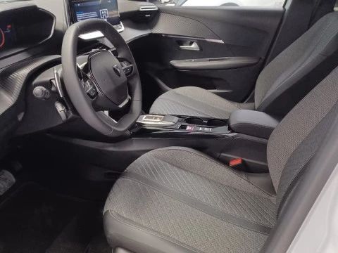 Peugeot 208 Allure HYBRID 110 eDCS6