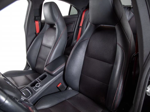 Mercedes-Benz Clase CLA CLA 45 AMG 4M Aut.