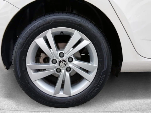 Skoda Fabia 1.0 TSI Ambition 70 kW (95 CV)