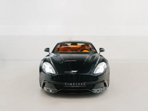 Aston Martin Vanquish  V12 Coupe