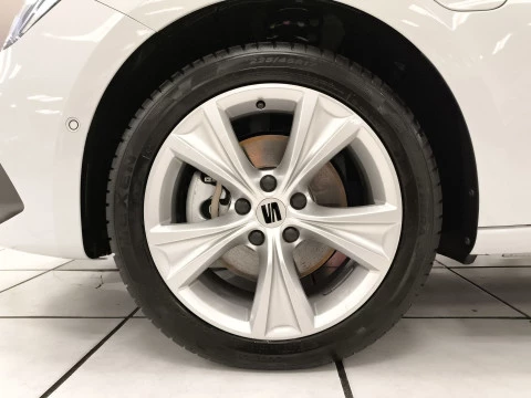 Seat Leon 1.4 e-Hybrid SANDS FR XL DSG 150 kW (204 CV)