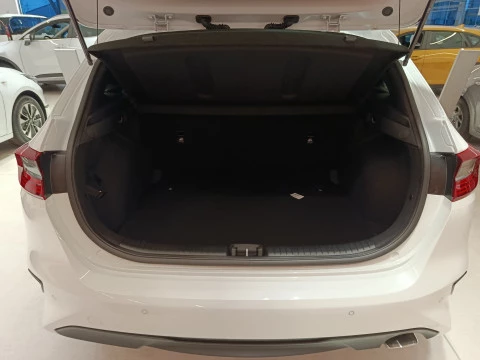 Kia Ceed 1.5 MHEV 103kW (140CV) Tech DCT