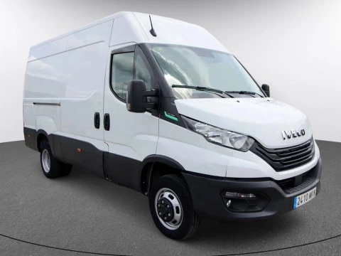 Iveco DAILY 3.0 T 40C 14N V 3520L/H3 13.4 M3 CNG 4P
