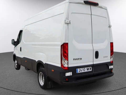 Iveco DAILY 3.0 T 40C 14N V 3520L/H3 13.4 M3 CNG 4P