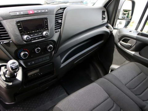 Iveco DAILY 3.0 T 40C 14N V 3520L/H3 13.4 M3 CNG 4P