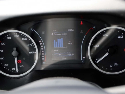 Iveco DAILY 3.0 T 40C 14N V 3520L/H3 13.4 M3 CNG 4P