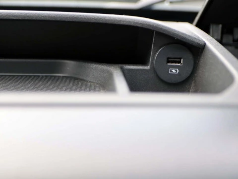 Iveco DAILY 3.0 T 40C 14N V 3520L/H3 13.4 M3 CNG 4P