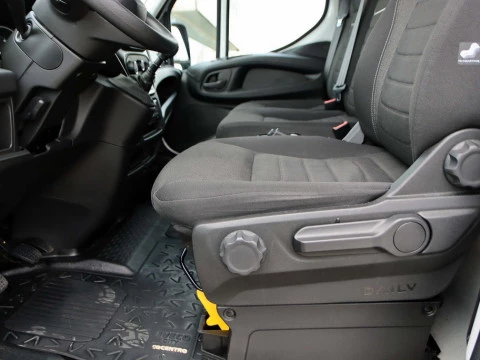 Iveco DAILY 3.0 T 40C 14N V 3520L/H3 13.4 M3 CNG 4P