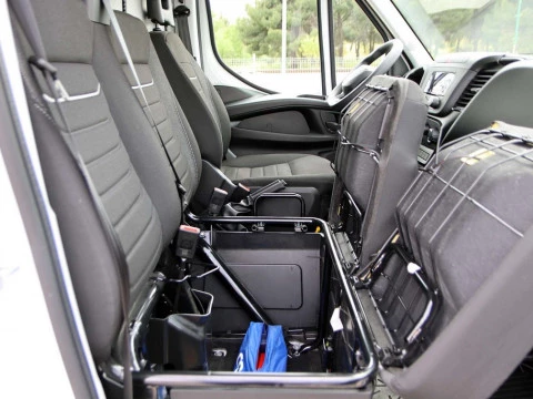 Iveco DAILY 3.0 T 40C 14N V 3520L/H3 13.4 M3 CNG 4P