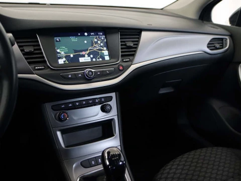 Opel ASTRA 1.2T SHL 81KW EDITION 5P