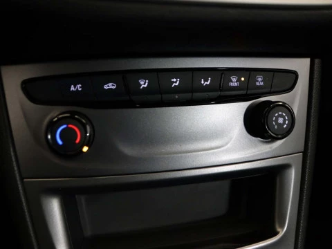 Opel ASTRA 1.2T SHL 81KW EDITION 5P