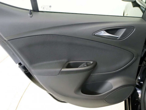 Opel ASTRA 1.2T SHL 81KW EDITION 5P