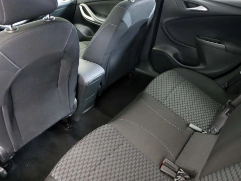 Opel ASTRA 1.2T SHL 81KW EDITION 5P