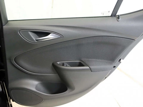 Opel ASTRA 1.2T SHL 81KW EDITION 5P