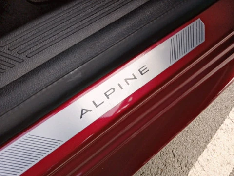 Renault Clio esprit Alpine full hybrid E-Tech 116kW