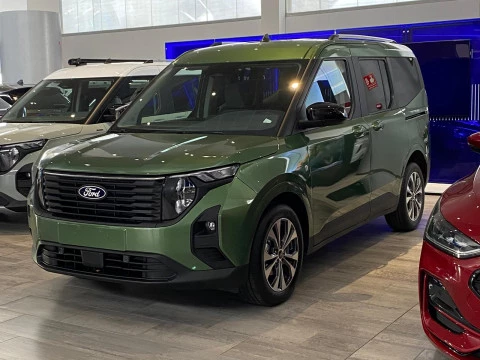 Ford Tourneo Courier 1.0 Ecoboost 92kW (125CV) Titanium Ford Tourneo Courier 1.0 Ecoboost 92kW (125CV) Titanium