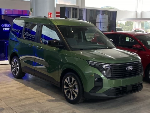 Ford Tourneo Courier 1.0 Ecoboost 92kW (125CV) Titanium