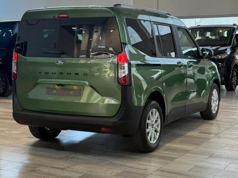 Ford Tourneo Courier 1.0 Ecoboost 92kW (125CV) Titanium