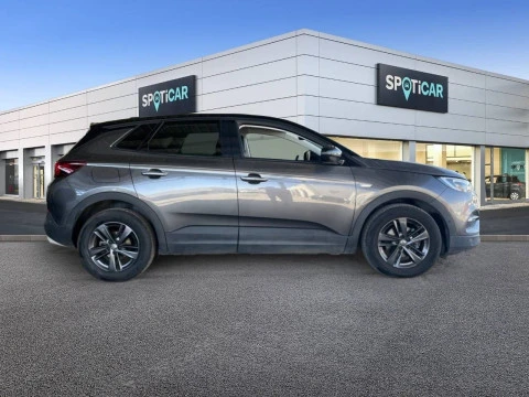 Opel Grandland X 1.2 Turbo Design & Tech