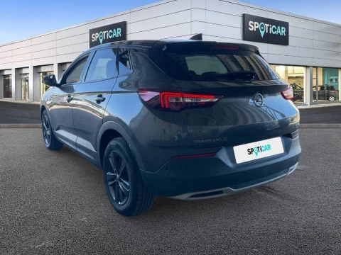 Opel Grandland X 1.2 Turbo Design & Tech