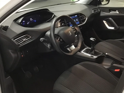 Peugeot 308 5P Active Pack Puretech 110 S&S MAN