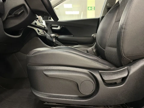 Kia Niro 1.6 GDi HEV Drive 104 kW (141 CV)