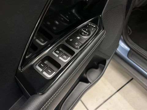 Kia Niro 1.6 GDi HEV Drive 104 kW (141 CV)